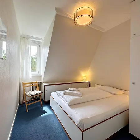 Endreihenhaus In Mit Badewanne Und Grossem Garten Keitum